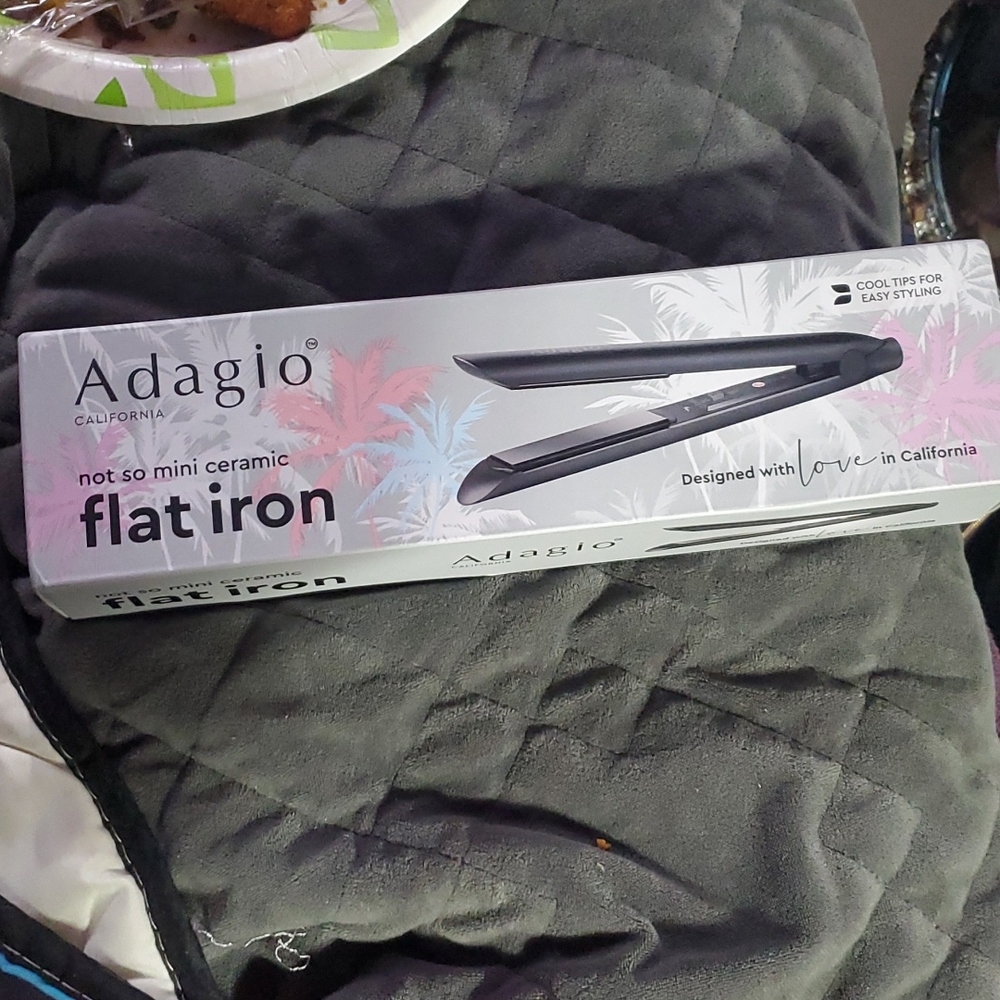 adiago not so mini ceramic flat iron in black